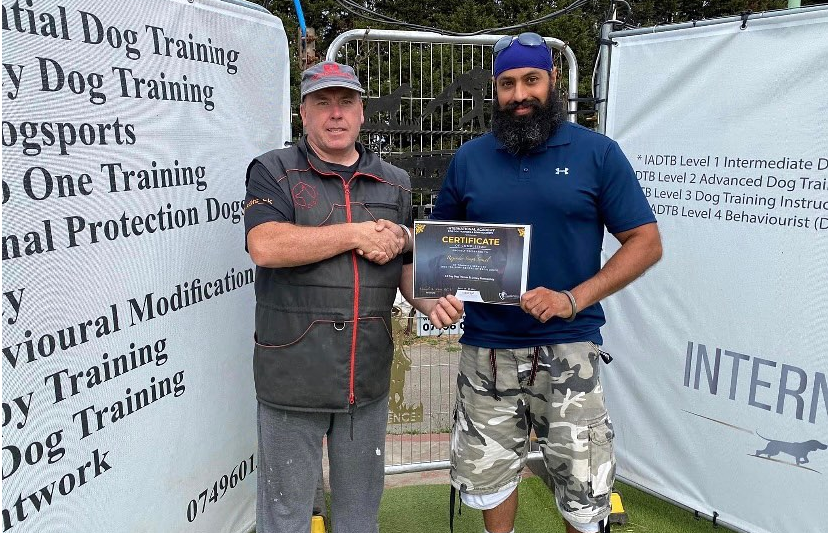 FrontierK9 - Certified and accredited trainer and behaviourist Team members at Frontier K9 Services - Professional K9 Trainers